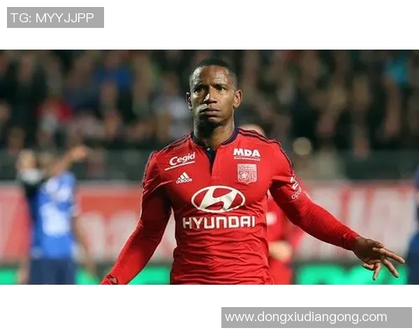 卡斯特林是谁 足球球星的成长历程与成就分析