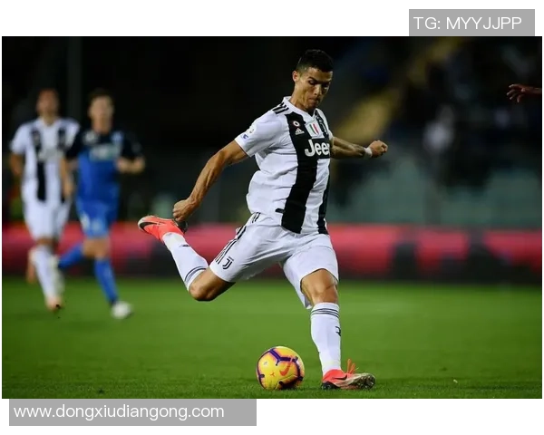 五大足球球星富二代排行榜揭秘：家族财富与球场成就的完美结合