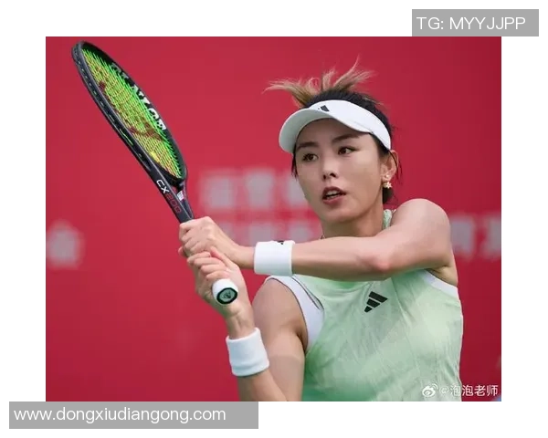 女足球星账号走红社交平台展现赛场风采与幕后故事