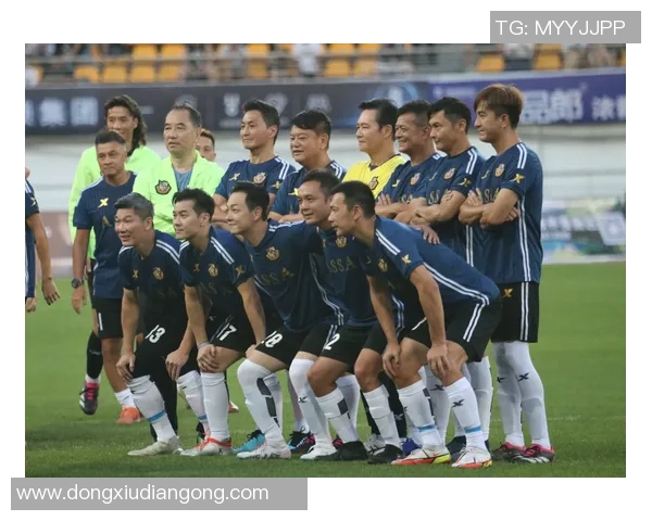 群星闪耀绿茵赛场激情时刻足球巨星风采尽展辉煌