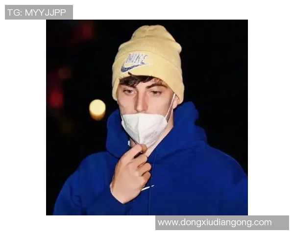 足球明星童年时期的经典头像揭秘:从小展现天赋的未来足球巨星 足球明星童年时期的经典头像揭秘:从小展现天赋的未来足球巨星